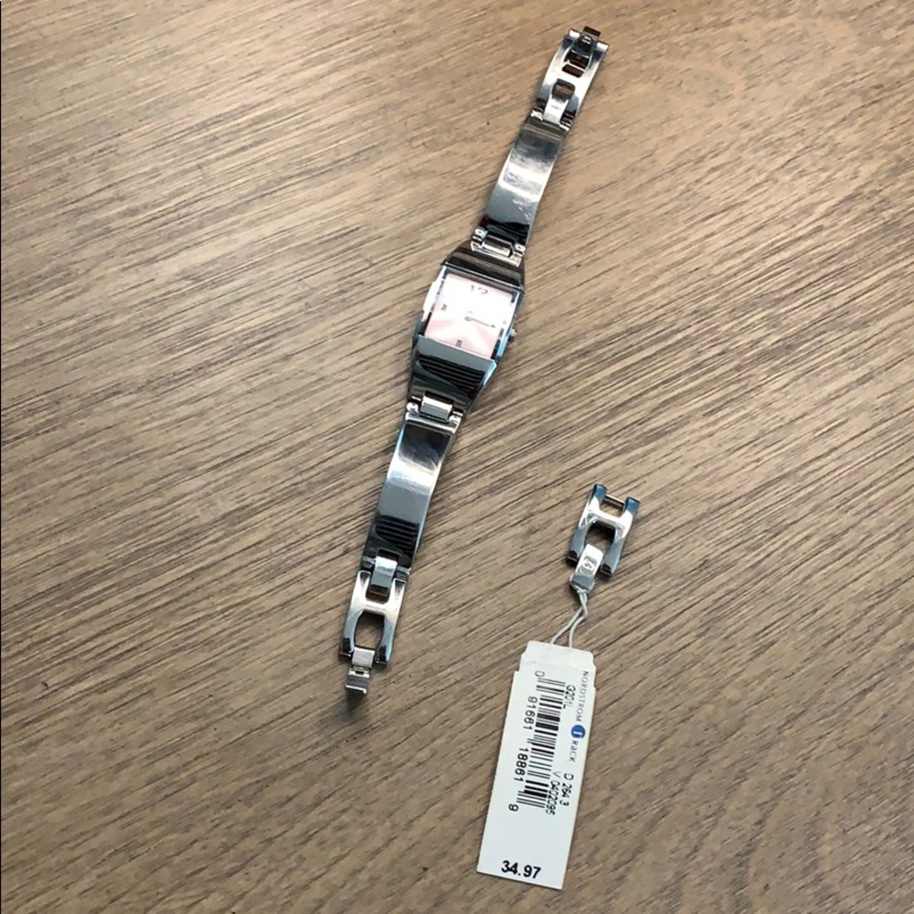 Guess Watch - Picture 6 of 7
